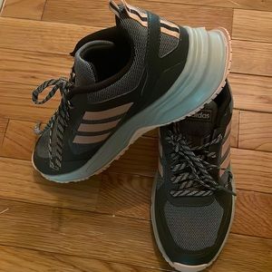 Women’s Adidas cloud foam athletic shoes